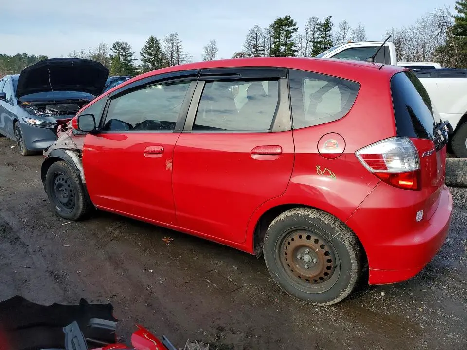 2013 HONDA FIT   