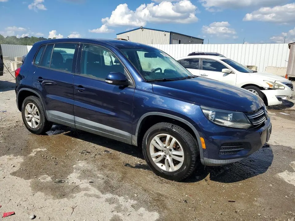 2014 VOLKSWAGEN TIGUAN S  
