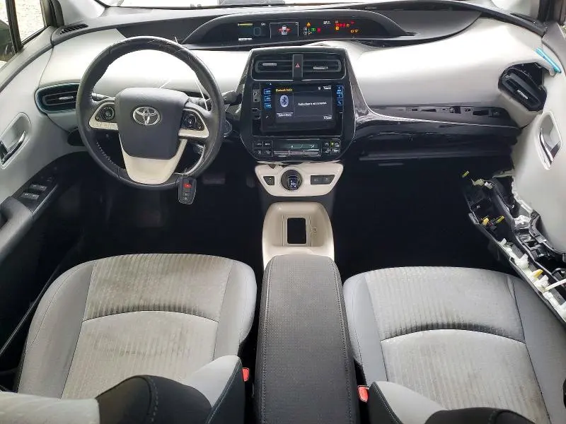 2016 TOYOTA PRIUS THREE  