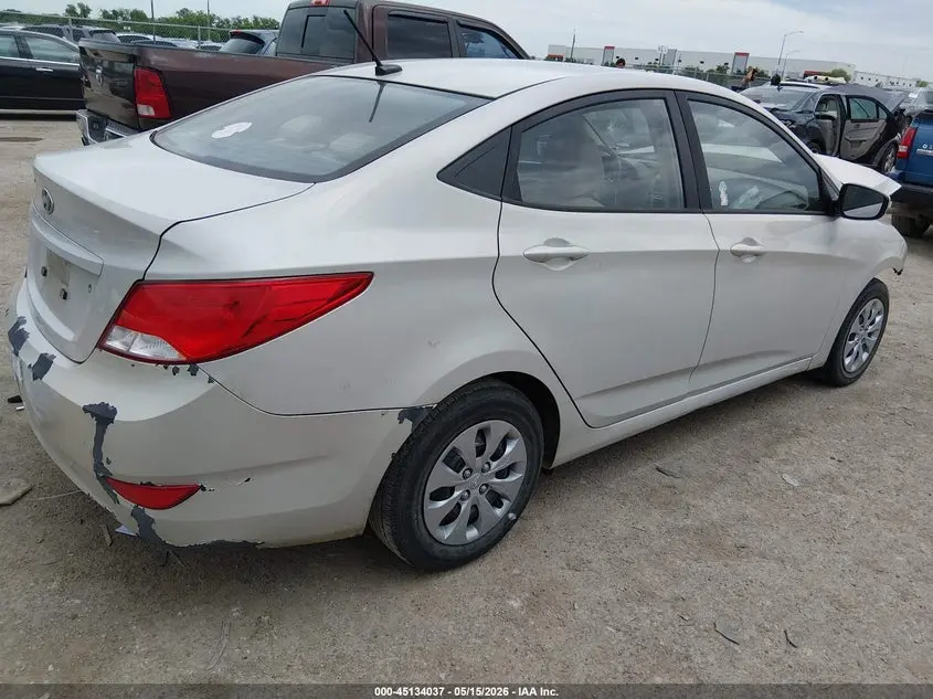 2016 HYUNDAI ACCENT SE