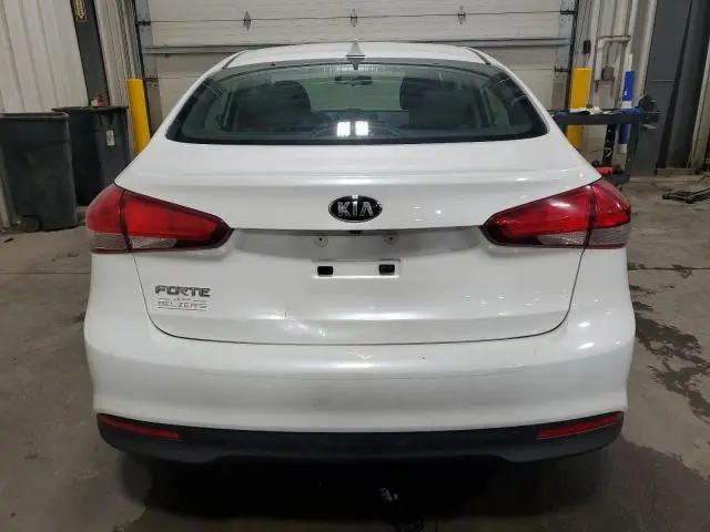 2017 KIA FORTE LX  