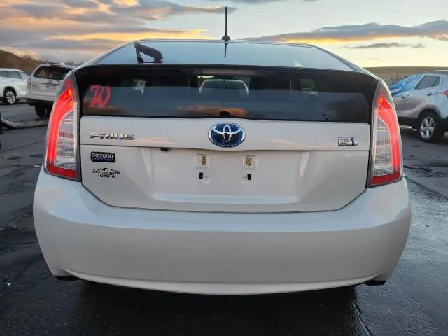 2015 TOYOTA PRIUS   