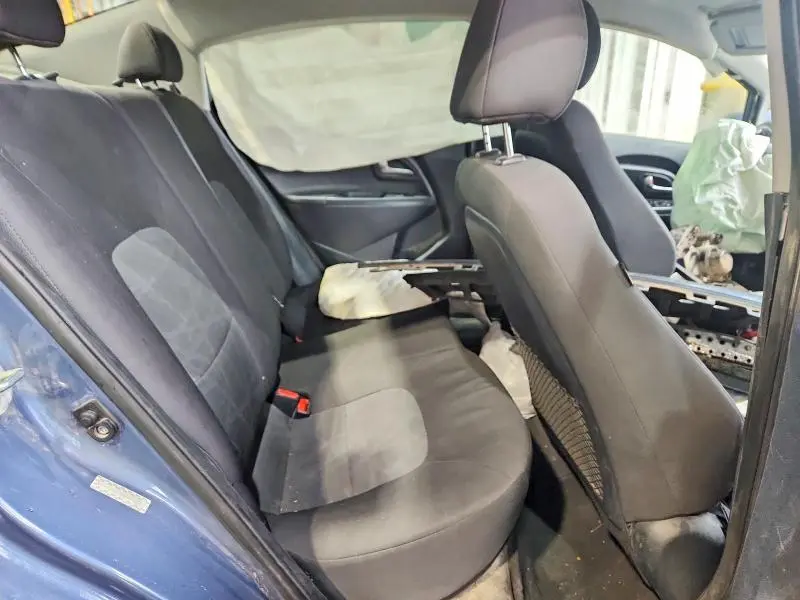 2016 KIA RIO LX  