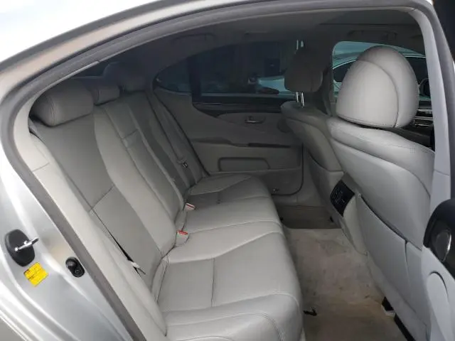 2012 LEXUS LS 460  