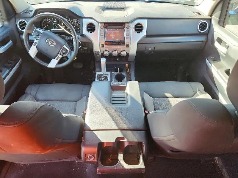 2018 TOYOTA TUNDRA SR5  