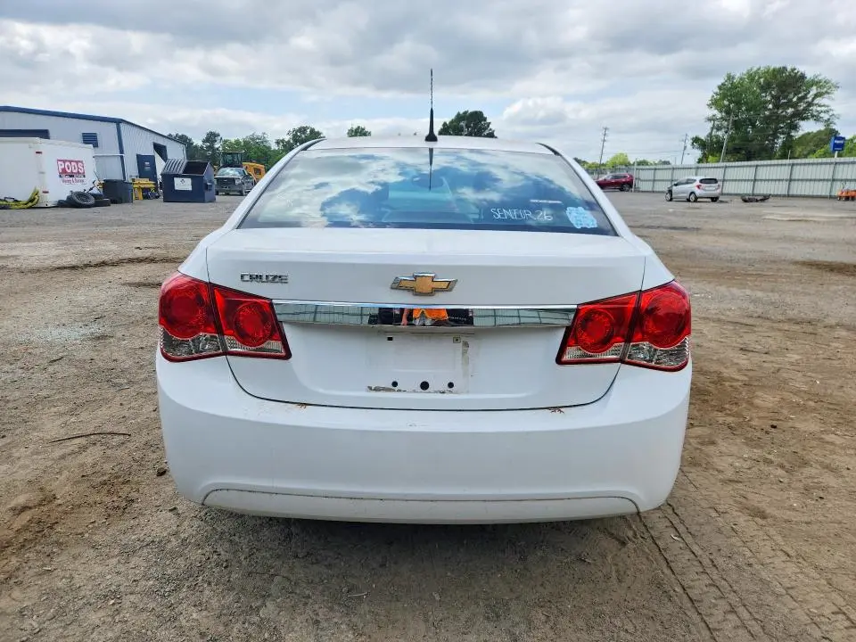 2014 CHEVROLET CRUZE LS  