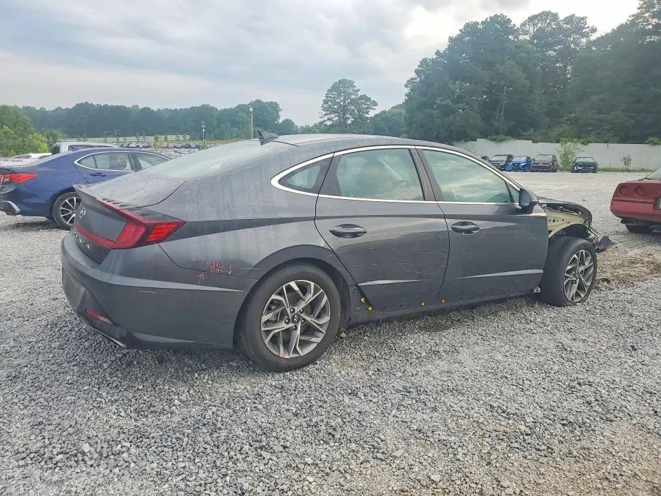 2022 HYUNDAI SONATA SEL  