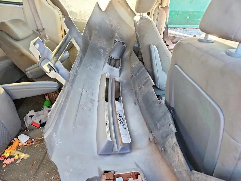 2010 DODGE GRAND CARAVAN SXT  