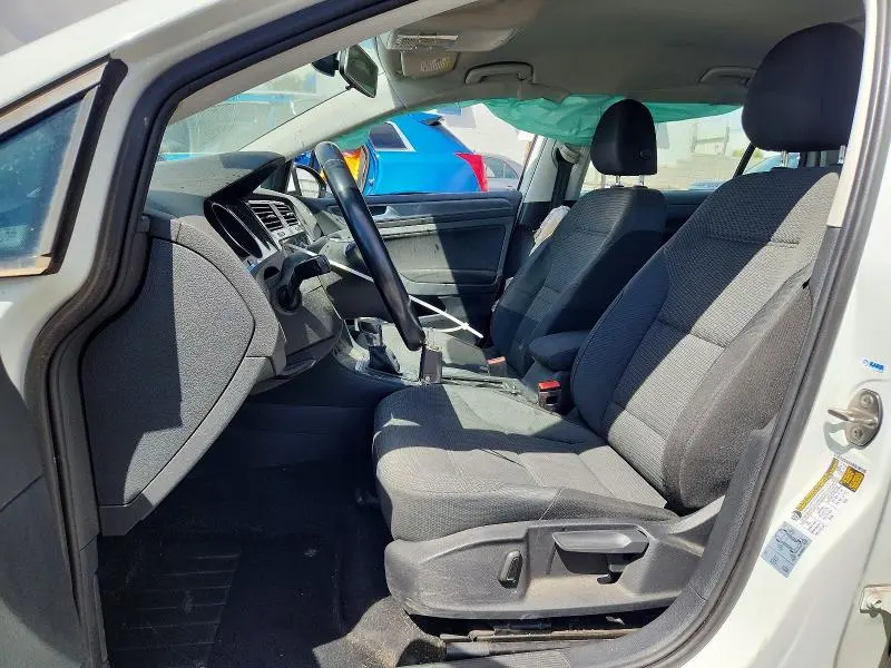 2019 VOLKSWAGEN E-GOLF SE  