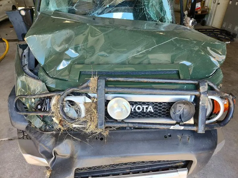 2010 TOYOTA FJ CRUISER BASE  