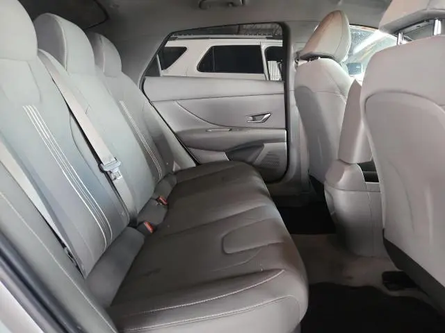 2024 HYUNDAI ELANTRA BLUE  