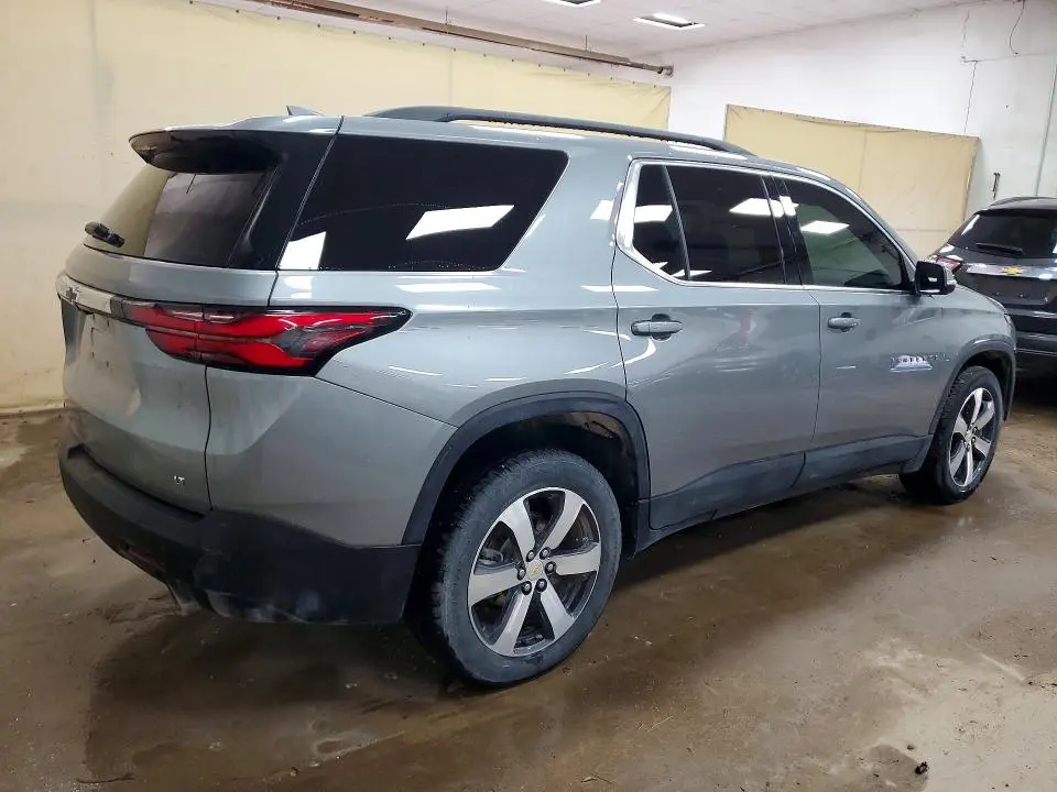 2023 CHEVROLET TRAVERSE LT  