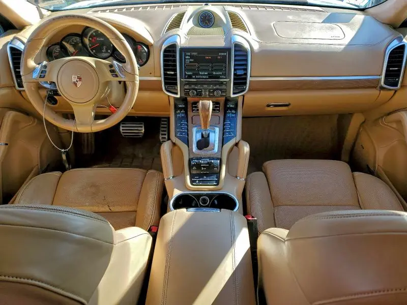 2014 PORSCHE CAYENNE TURBO  