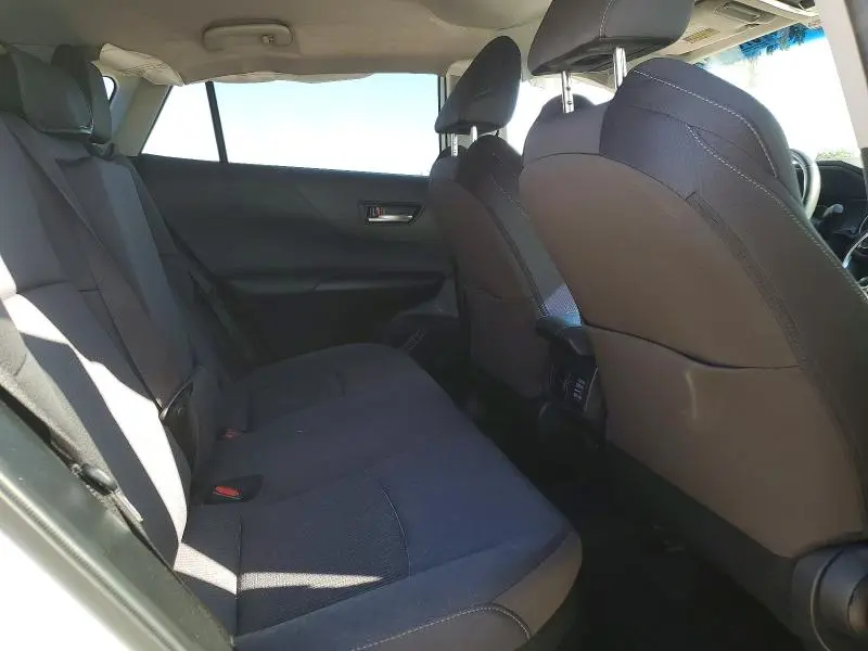 2021 TOYOTA VENZA LE  