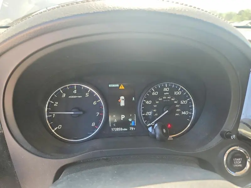 2019 MITSUBISHI OUTLANDER SE  