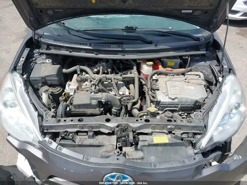 2013 TOYOTA PRIUS C TWO