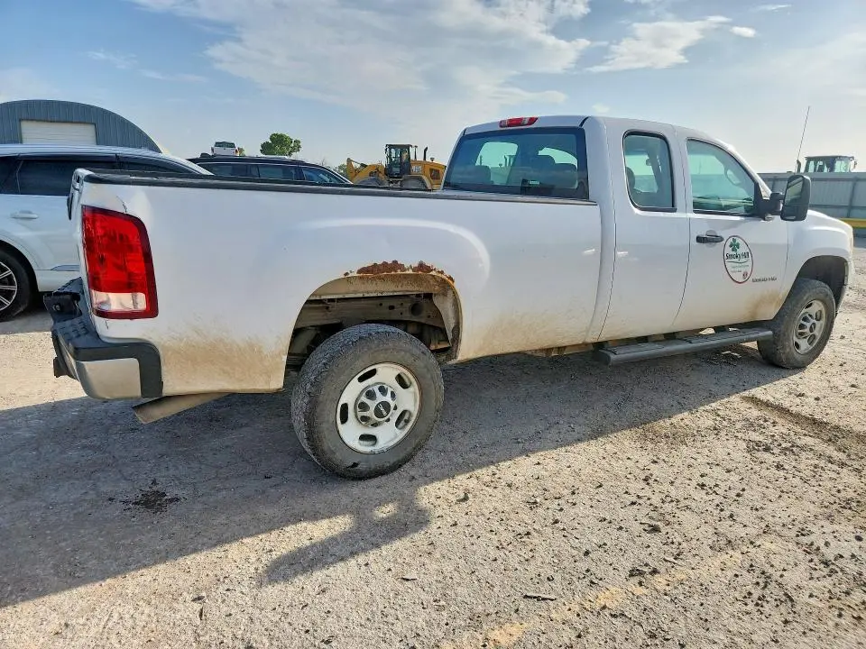 2013 GMC SIERRA C2500 HEAVY DUTY  