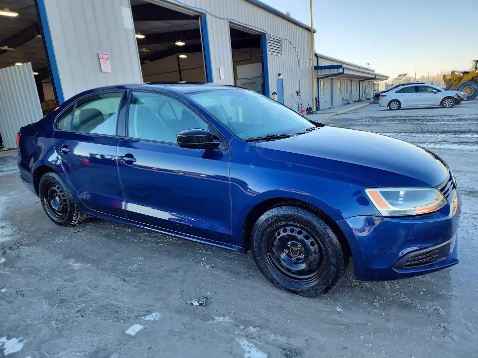 2014 VOLKSWAGEN JETTA BASE  