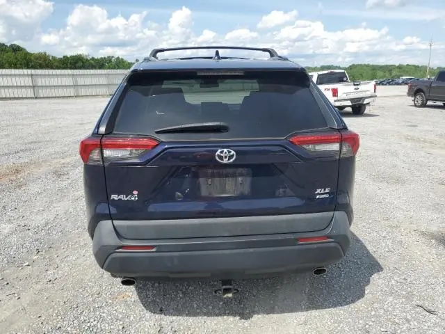 2019 TOYOTA RAV4 XLE