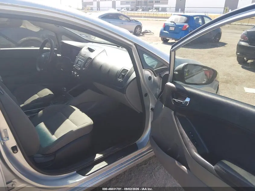 2016 KIA FORTE LX