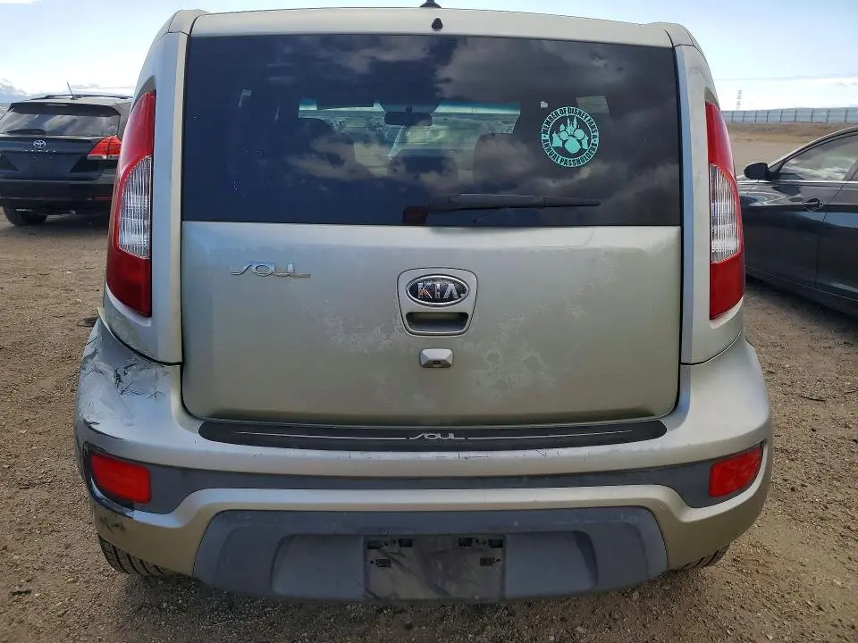 2012 KIA SOUL +  