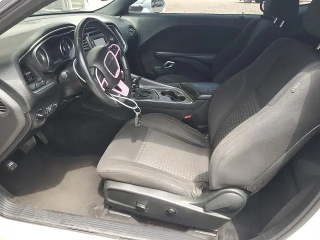 2016 DODGE CHALLENGER SXT  