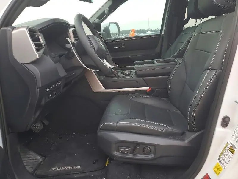 2026 TOYOTA TUNDRA CREWMAX LIMITED  