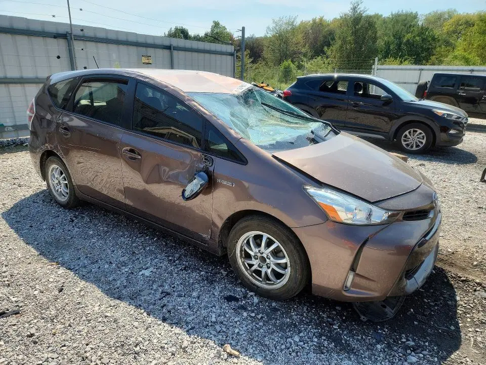 2015 TOYOTA PRIUS V THREE  