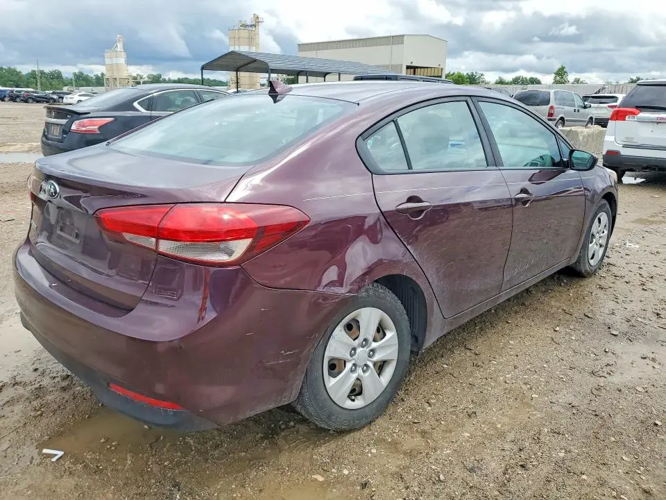 2018 KIA FORTE LX  