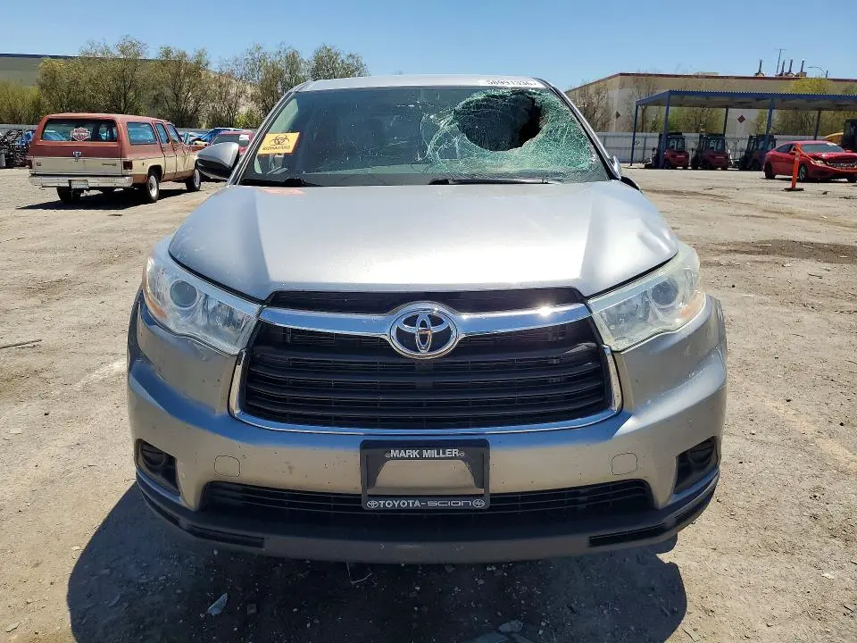 2014 TOYOTA HIGHLANDER LE  