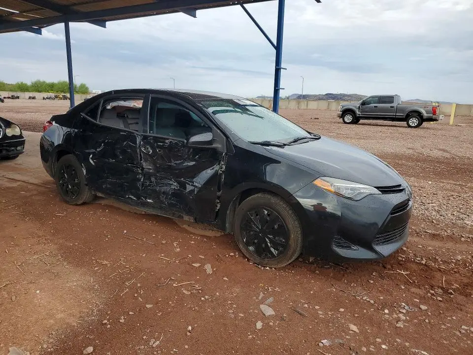 2017 TOYOTA COROLLA LE  