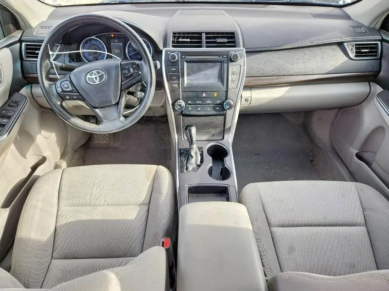 2016 TOYOTA CAMRY LE  