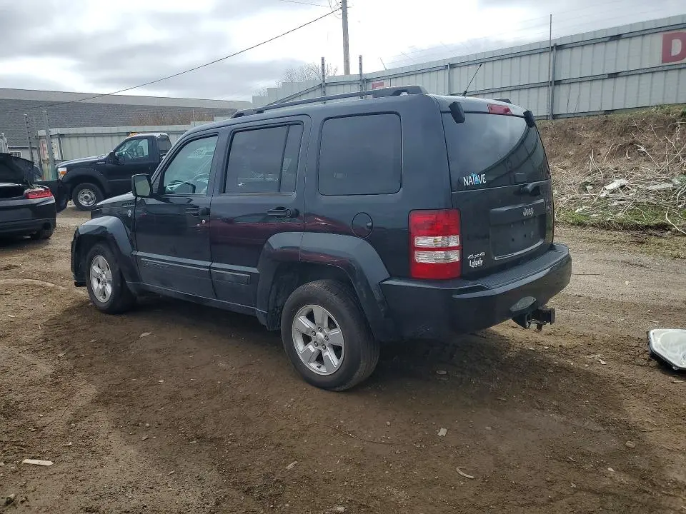 2010 JEEP LIBERTY SPORT  