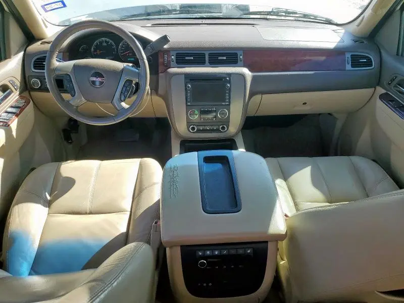 2011 GMC YUKON   