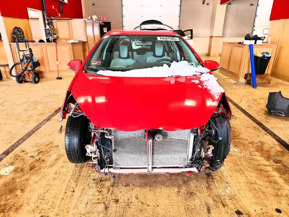 2013 TOYOTA PRIUS C ONE  