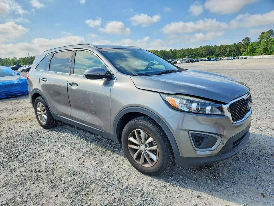 2016 KIA SORENTO LX  
