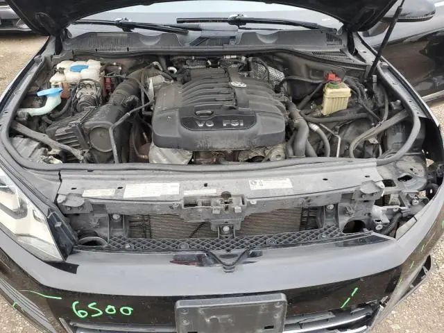 2012 VOLKSWAGEN TOUAREG V6  