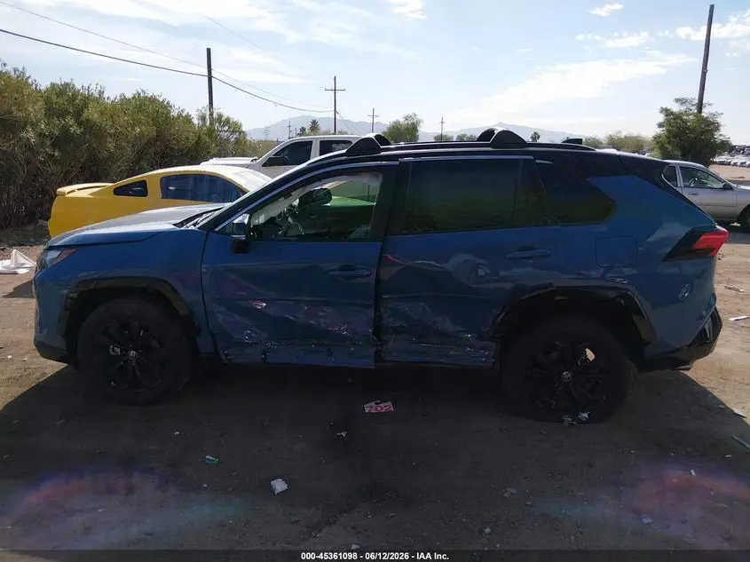 2022 TOYOTA RAV4 HYBRID XSE