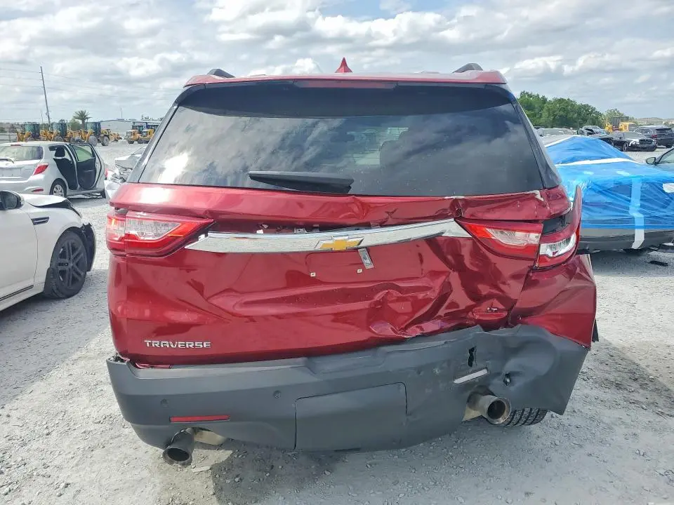 2020 CHEVROLET TRAVERSE LT  