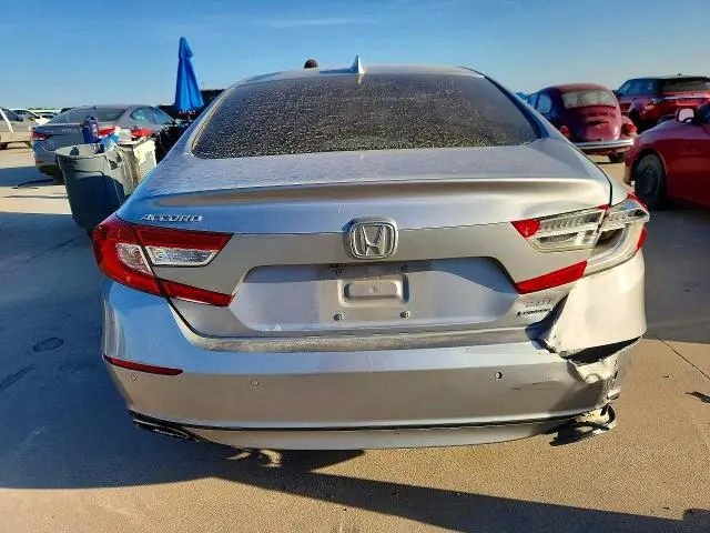 2018 HONDA ACCORD TOURING  