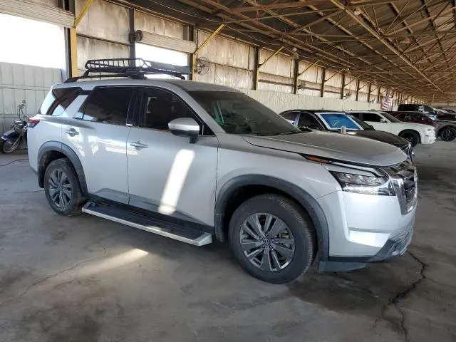 2023 NISSAN PATHFINDER SV  