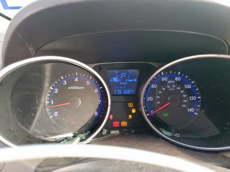 2012 HYUNDAI TUCSON GLS  