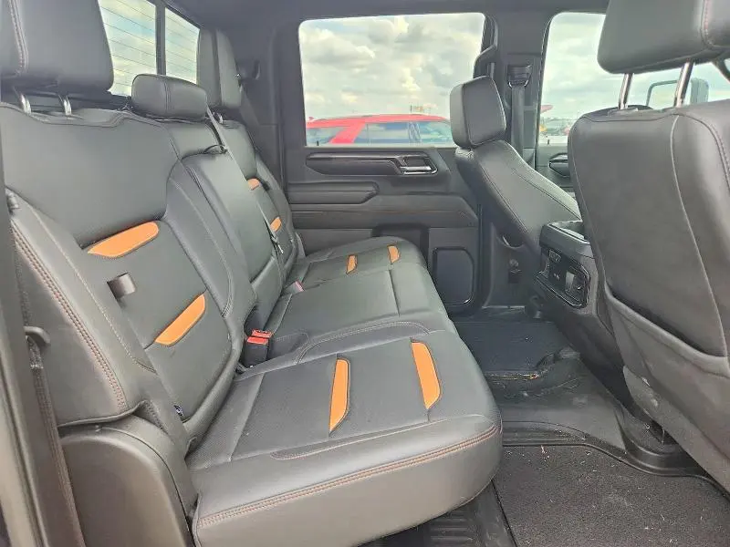 2024 GMC SIERRA K3500 AT4  