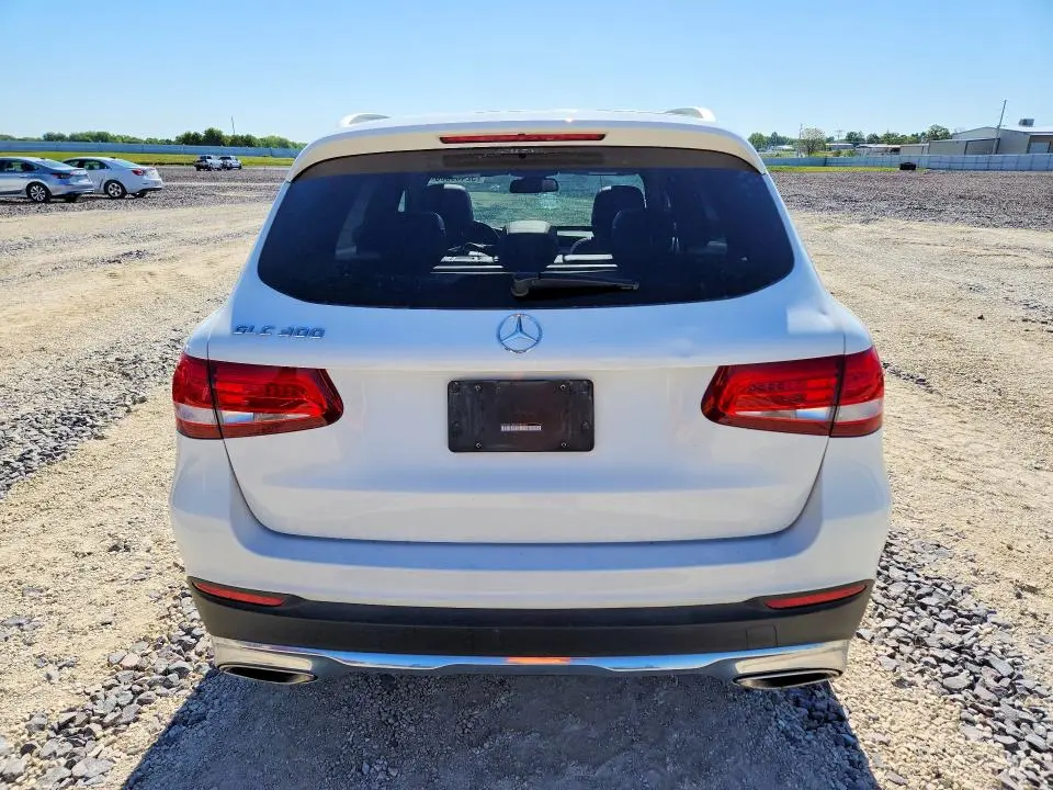 2018 MERCEDES-BENZ GLC 300  