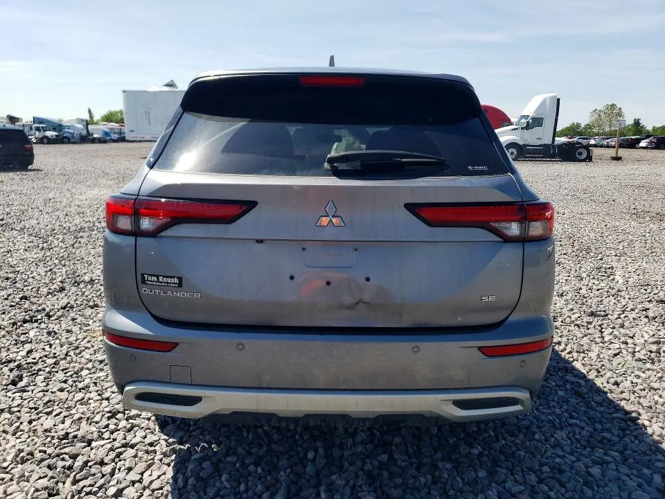 2023 MITSUBISHI OUTLANDER SE  