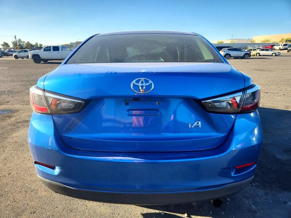 2017 TOYOTA YARIS IA BASE  