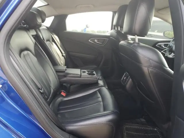 2015 CHRYSLER 200 C  