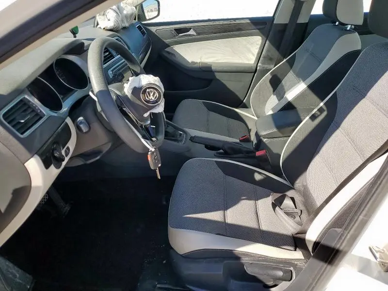 2016 VOLKSWAGEN JETTA  