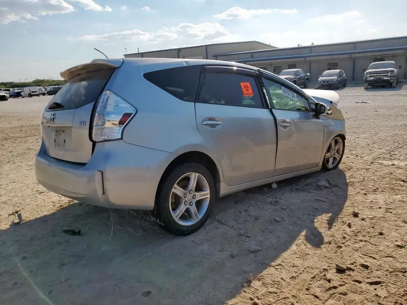 2012 TOYOTA PRIUS V   