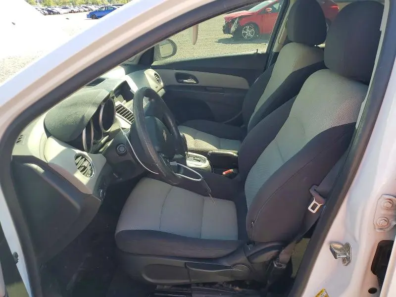 2012 CHEVROLET CRUZE LS  
